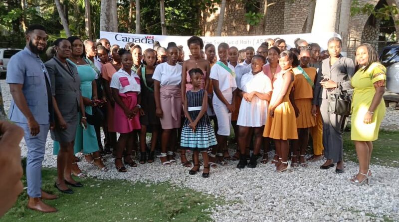 Clôture du projet de formation en couture à Cayes-Jacmel financé par le gouvernement canadien