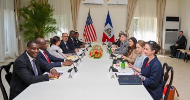 Haïti–États-Unis : Sécurité, Elections et renforcement des forces de l’ordre au centre d’une rencontre au Palais national