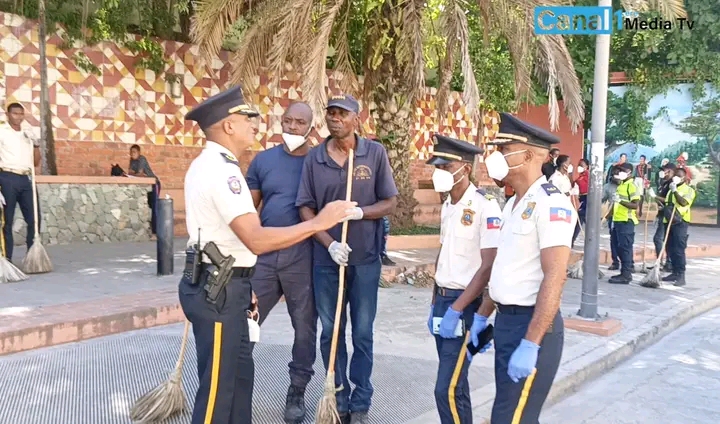 La DDPNH-SE lance une série d’activités sociales à Jacmel pour marquer les 31 ans de la Police nationale