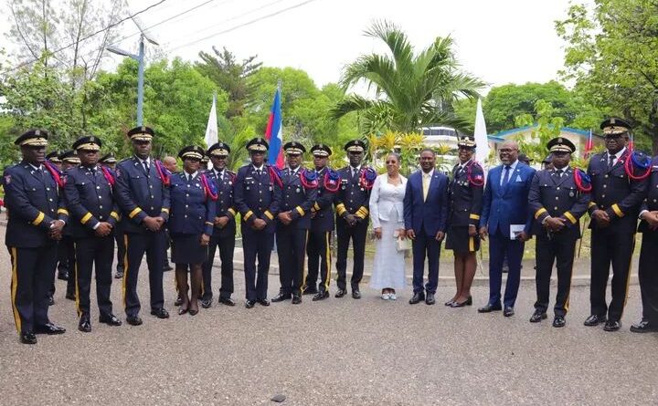 31e anniversaire de la PNH : la Nation rend hommage au courage et au sacrifice des policiers haïtiens