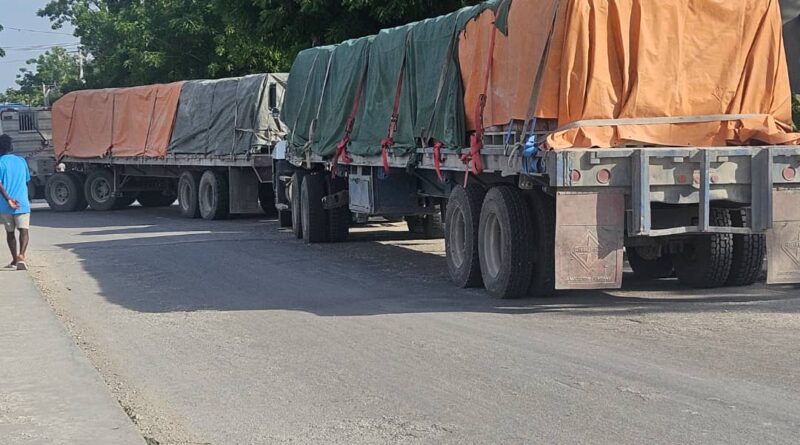 Arcahaie : De nouveaux affrontements entre brigadiers paralysent la circulation sur la Route nationale #1