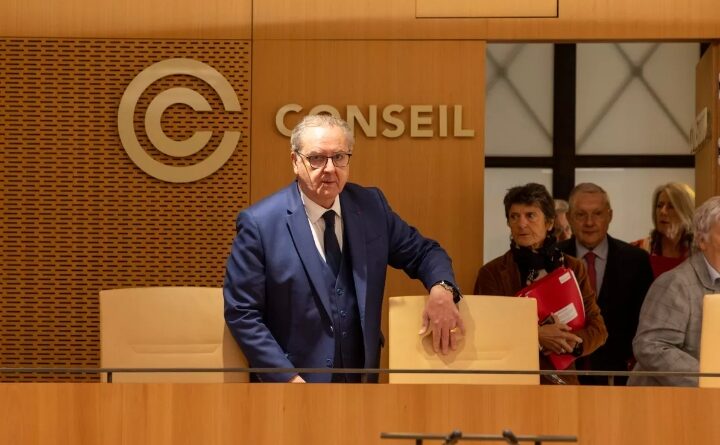 France : le Conseil constitutionnel valide la loi ouvrant un droit à l’aide à mourir