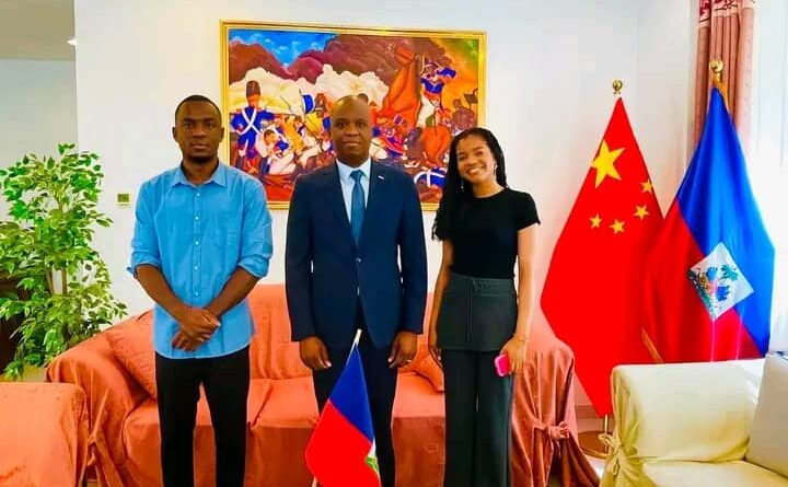 Le représentant permanent ad intérim d’Haïti en Chine rencontre la communauté étudiante haïtienne
