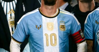 Messi fè dènye aparisyon li ak Ajantin, yon paj istorik fèmen nan Monumental la