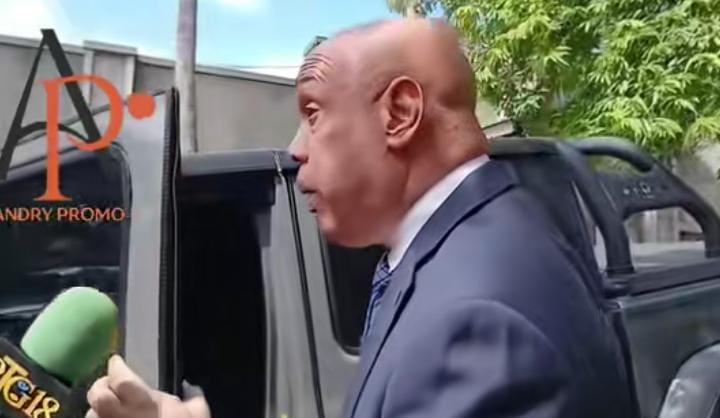 Dosye asasina Jovenel Moïse : Edner Gonzague Day kritike jounalis yo apre yon konfwontasyon devan jij Denis Cyprien