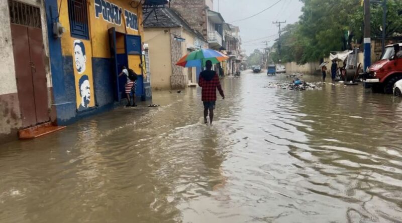 Ayiti anba vijilans jòn jiska 26 oktòb, gwo lapli menase Grand Sid la